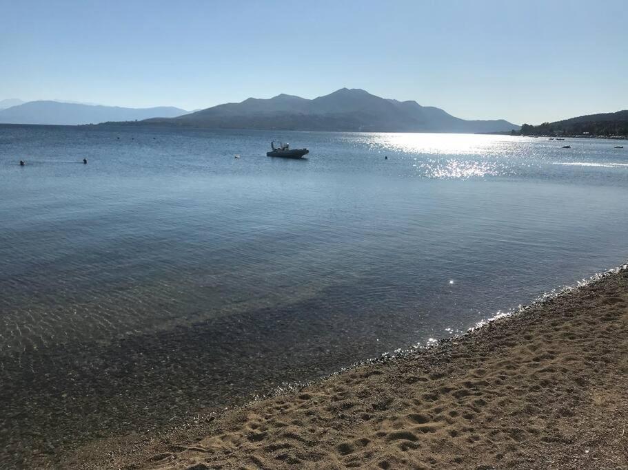 Villa Oleander Agios Nikolaos Loutra Edipsou المظهر الخارجي الصورة